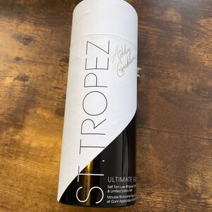 St Tropez Ashley Graham Ultimate Glow Self Tan Kit